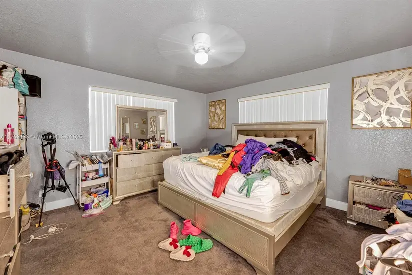 2855 NW 7th St-Image (19)